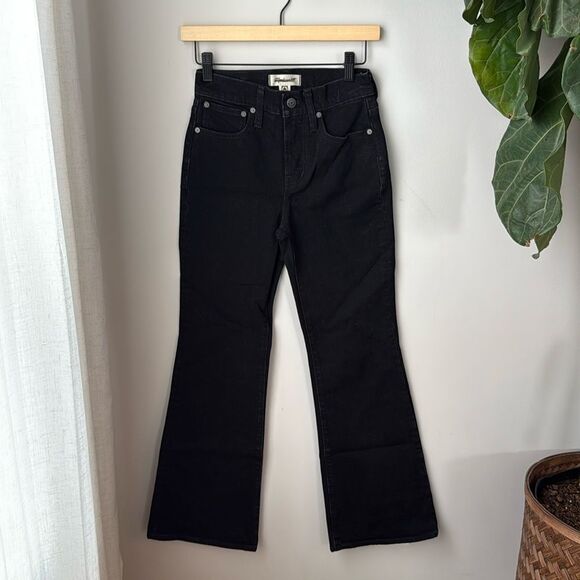 Madewell The Perfect Vintage Flare Jean in Sherborn Wash Black Denim - Picture 3 of 7